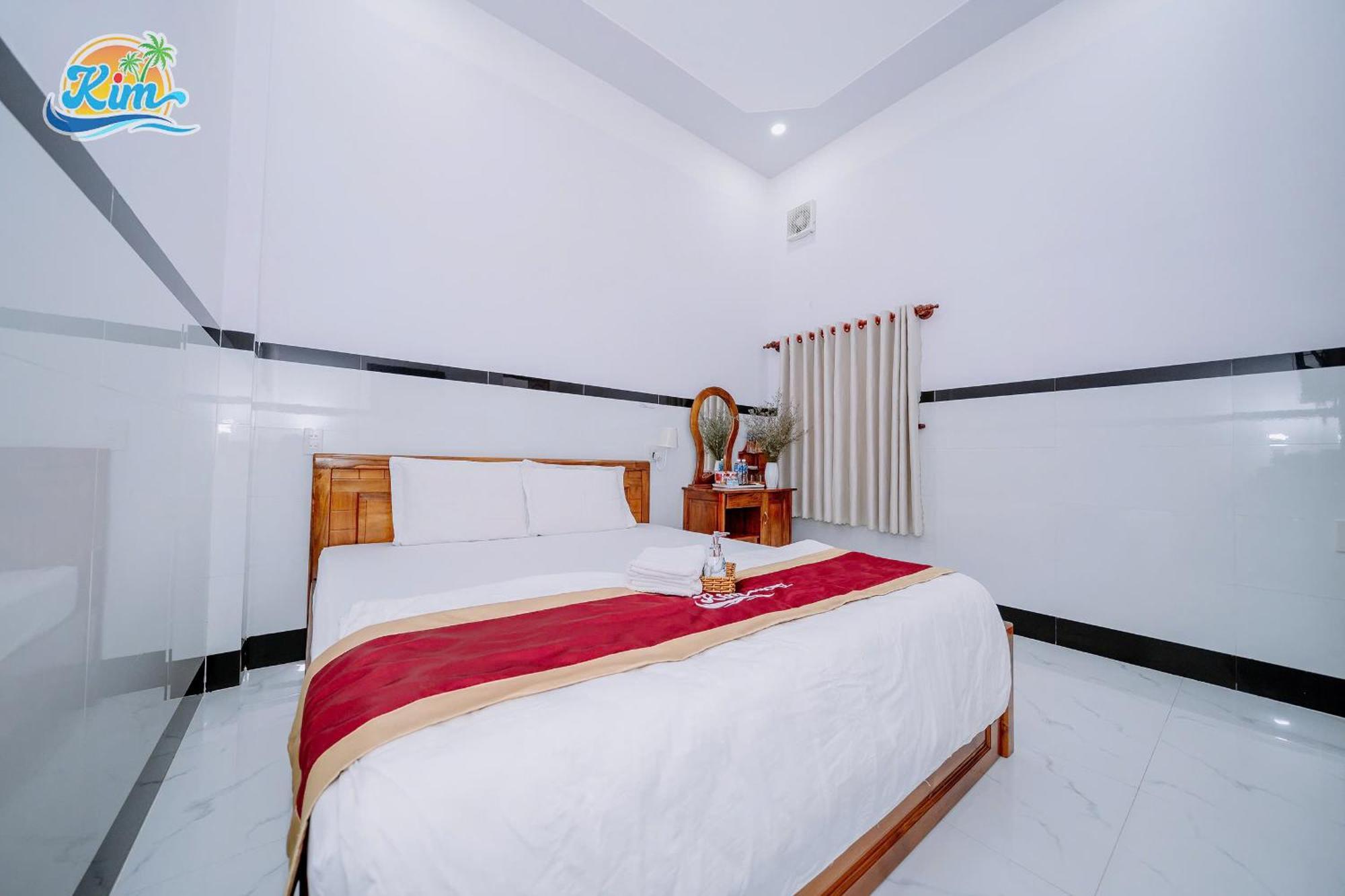 Kim Hotel Phu Quy Cu Lao Thu エクステリア 写真